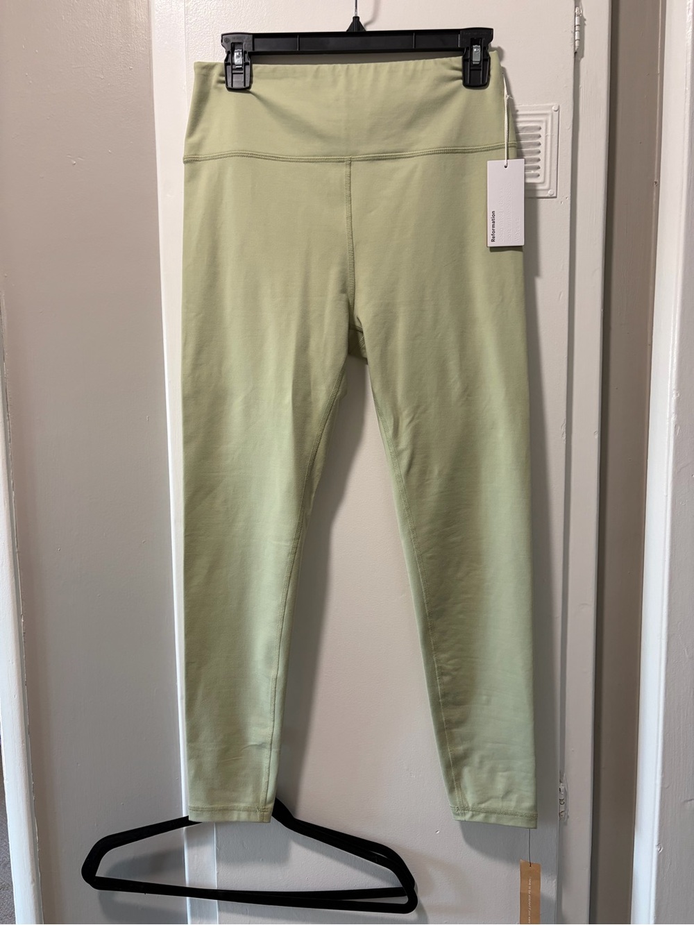 Reformation EcoStretch Light Green Leggings large